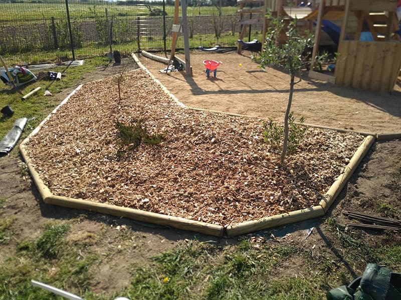 Quel matériel un paysagiste utilise-t-il ? Courpière<br>Travaux d’aménagement paysager : quels sont les outils indispensables ? Courpière<br>Le matériel incontournable pour créer un jardin. Courpière